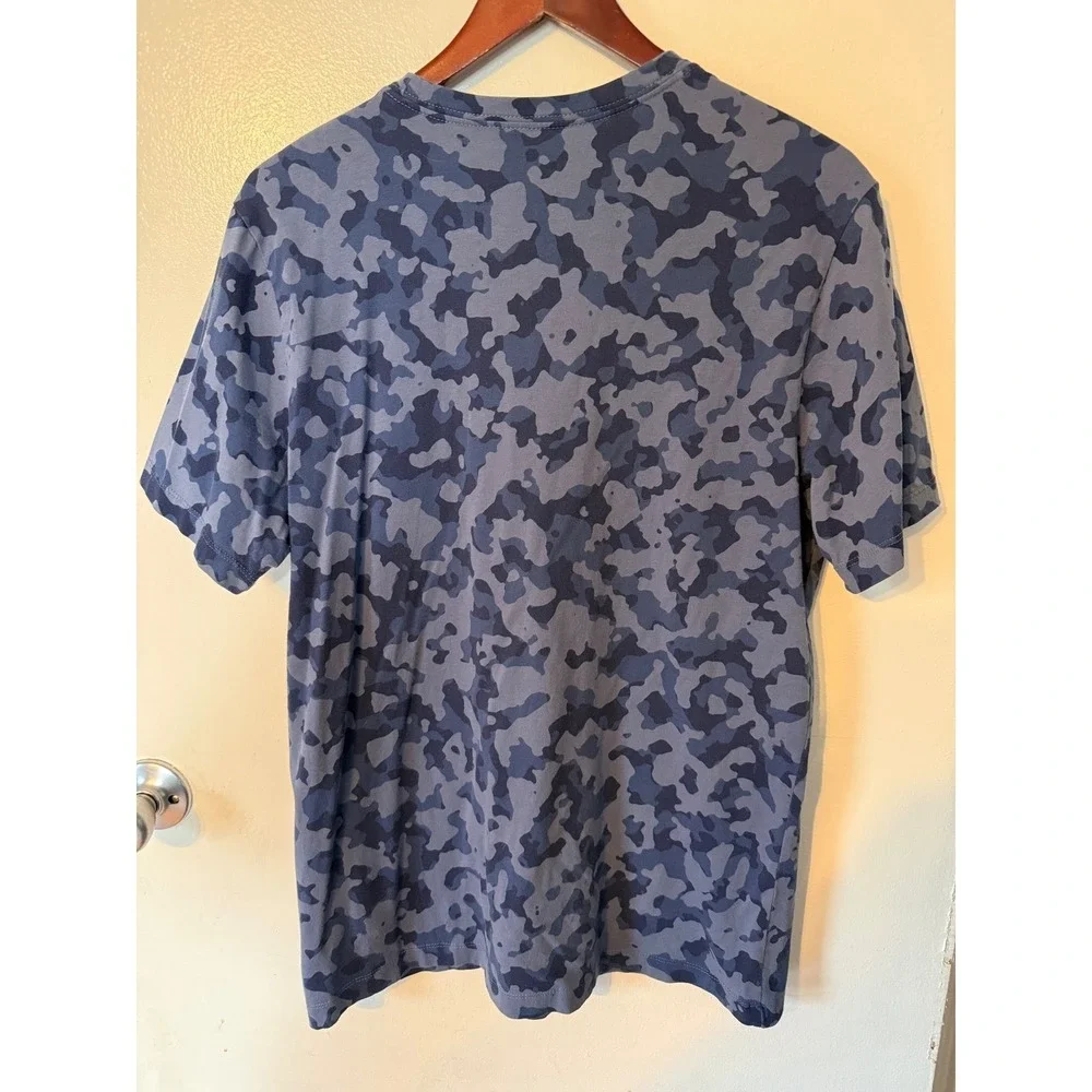 Nike T-Shirt Mens Large Blue Camo DA0469-453 Gorpcore Streetwear Tactical Tee